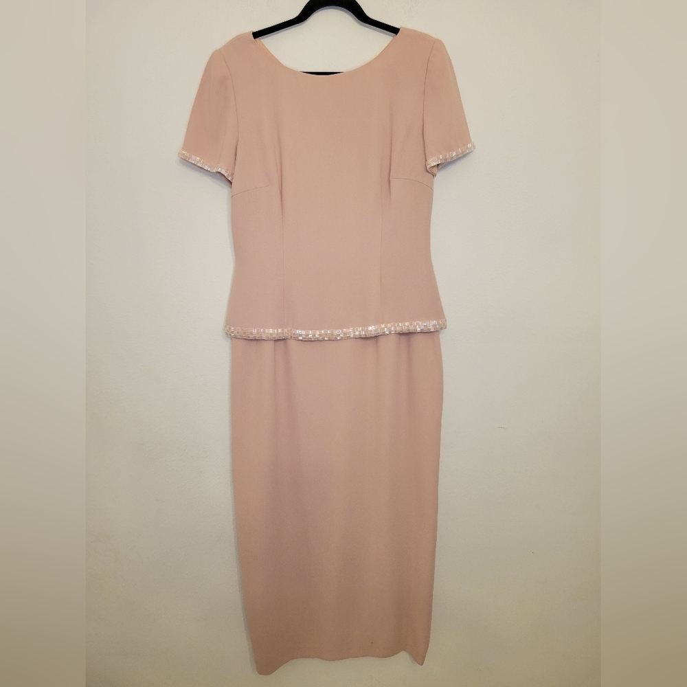 Maggy London Elegant Blush Pink Dress With Beaded Accents Sz 12
